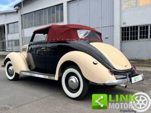 Bild 5/10 von Ford V8 Club Convertible (1937)