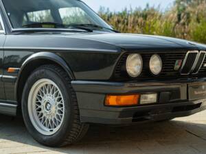 Immagine 41/50 di BMW M 535i (1985)