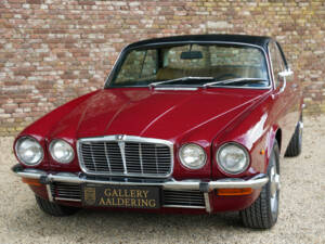 Imagen 44/50 de Jaguar XJ 6 L 4.2 (1977)