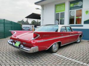 Image 7/10 de DeSoto Adventurer Coupe (1960)