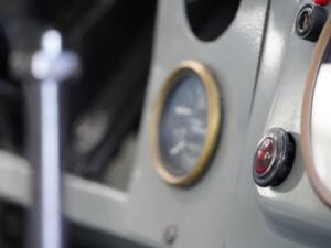 Bild 76/79 von Land Rover 88 (1963)