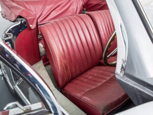 Bild 12/13 von Aston Martin DB 2&#x2F;4 Mk I DHC (1954)