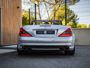 Image 5/50 de Mercedes-Benz SL 55 AMG (2006)