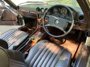 Imagen 24/50 de Mercedes-Benz 500 SL (1989)