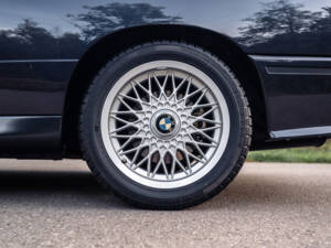 Image 36/50 de BMW M3 (1989)