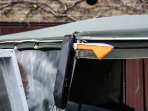 Image 11/34 of Land Rover 86 (1953)