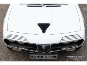 Image 21/34 of Alfa Romeo Montreal (1972)