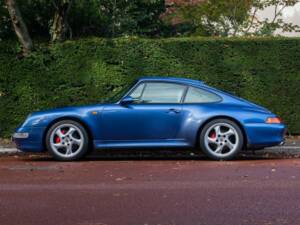 Image 4/41 de Porsche 911 Carrera S (1997)