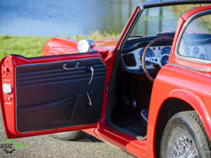 Immagine 4/42 di Triumph TR 4 (1962)