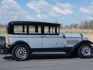 Image 29/32 of Locomobile 8-80 (1927)