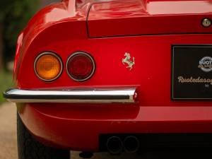 Image 10/50 de Ferrari Dino 246 GT (1970)
