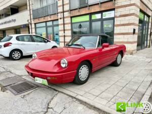 Immagine 3/10 di Alfa Romeo 1.6 Spider (1991)