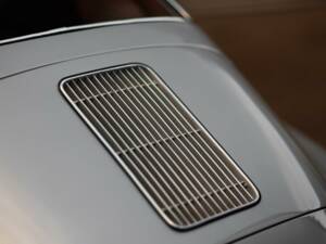 Image 46/50 of Porsche 356 1500 Continental (1955)