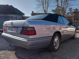 Bild 3/13 von Mercedes-Benz E 320 (1996)