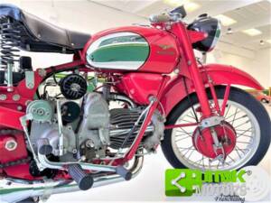 Image 8/10 of Moto Guzzi DUMMY (1963)