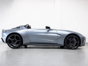 Bild 4/47 von Aston Martin V12 Speedster (2021)