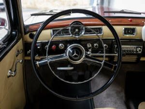 Image 8/39 of Mercedes-Benz 180 D (1957)