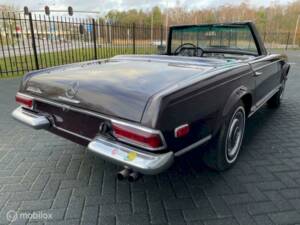 Afbeelding 7/19 van Mercedes-Benz 280 SL (1968)