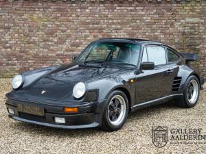 Immagine 39/50 di Porsche 911 Turbo 3.3 (1983)