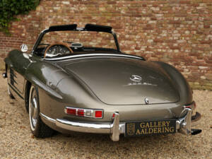 Immagine 35/50 di Mercedes-Benz 300 SL Roadster (1962)