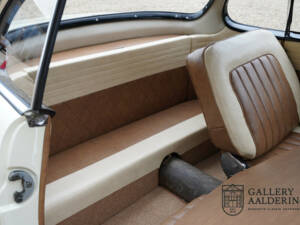 Image 33/50 of Borgward Isabella Coupe (1957)