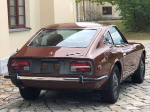 Image 7/20 of Nissan S30 (1973)