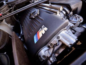 Immagine 59/61 di BMW M3 (2005)