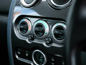 Image 40/41 of MG XPower SV (2007)