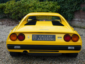 Immagine 37/50 di Ferrari 308 GTB (1976)