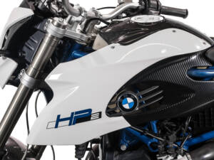 Immagine 6/33 di BMW DUMMY (2007)