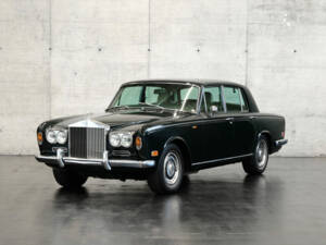 Immagine 1/23 di Rolls-Royce Silver Shadow I (1971)