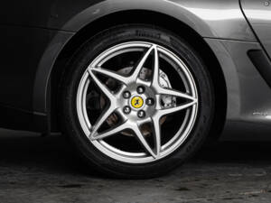 Image 11/72 of Ferrari 599 GTB (2006)