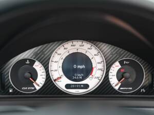 Bild 18/28 von Mercedes-Benz CLK DTM AMG (2006)
