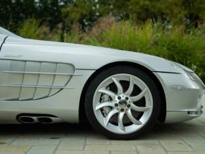 Immagine 48/50 di Mercedes-Benz SLR McLaren (2005)