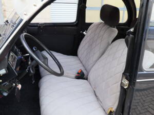 Image 16/27 of Citroën 2 CV 6 (1987)