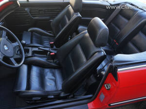 Bild 11/29 von BMW 325i (1990)