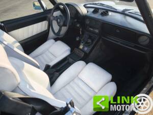 Imagen 5/10 de Alfa Romeo 2.0 Spider (1991)