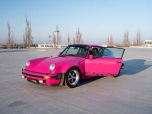 Image 8/94 of Porsche 911 Carrera 3.0 (1976)