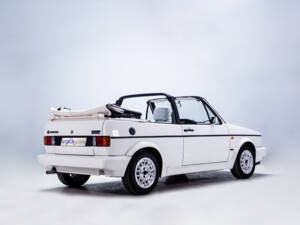 Image 15/39 de Volkswagen Golf III Cabrio 1.8 (1994)