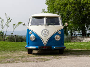 Imagen 2/72 de Volkswagen T1 Samba (1966)