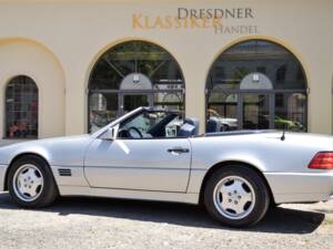 Imagen 4/50 de Mercedes-Benz 300 SL (1991)