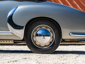 Image 35/37 of Lancia Aurelia B50 (1951)