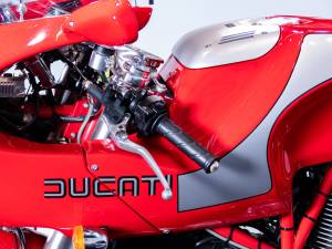 Image 14/50 of Ducati DUMMY (2002)