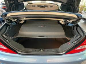 Image 12/19 of Mercedes-Benz SL 500 (2008)