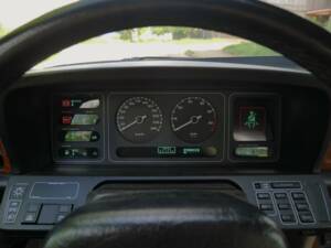 Image 18/33 of Jaguar Sovereign 3.6 (1988)