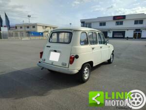 Image 7/10 of Renault R 4 (1989)