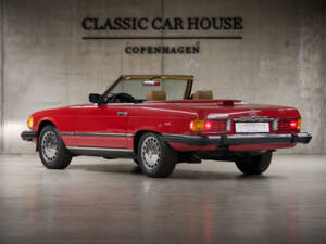 Image 10/89 of Mercedes-Benz 560 SL (1986)