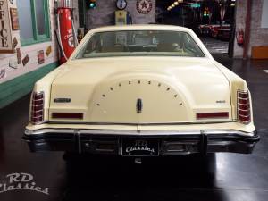 Imagen 33/49 de Lincoln Continental Mark V (1979)