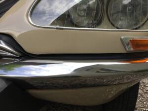 Image 13/82 de Citroën DS 20 (1974)