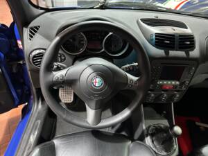 Image 11/22 de Alfa Romeo 147 3.2 GTA (2004)